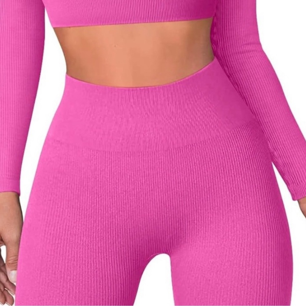 PINK LEGGINGS 💕